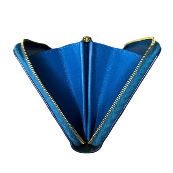 Celine Large Zipped Multifunction Bicolor Calf Leather Wallet - Picture 4 of 14